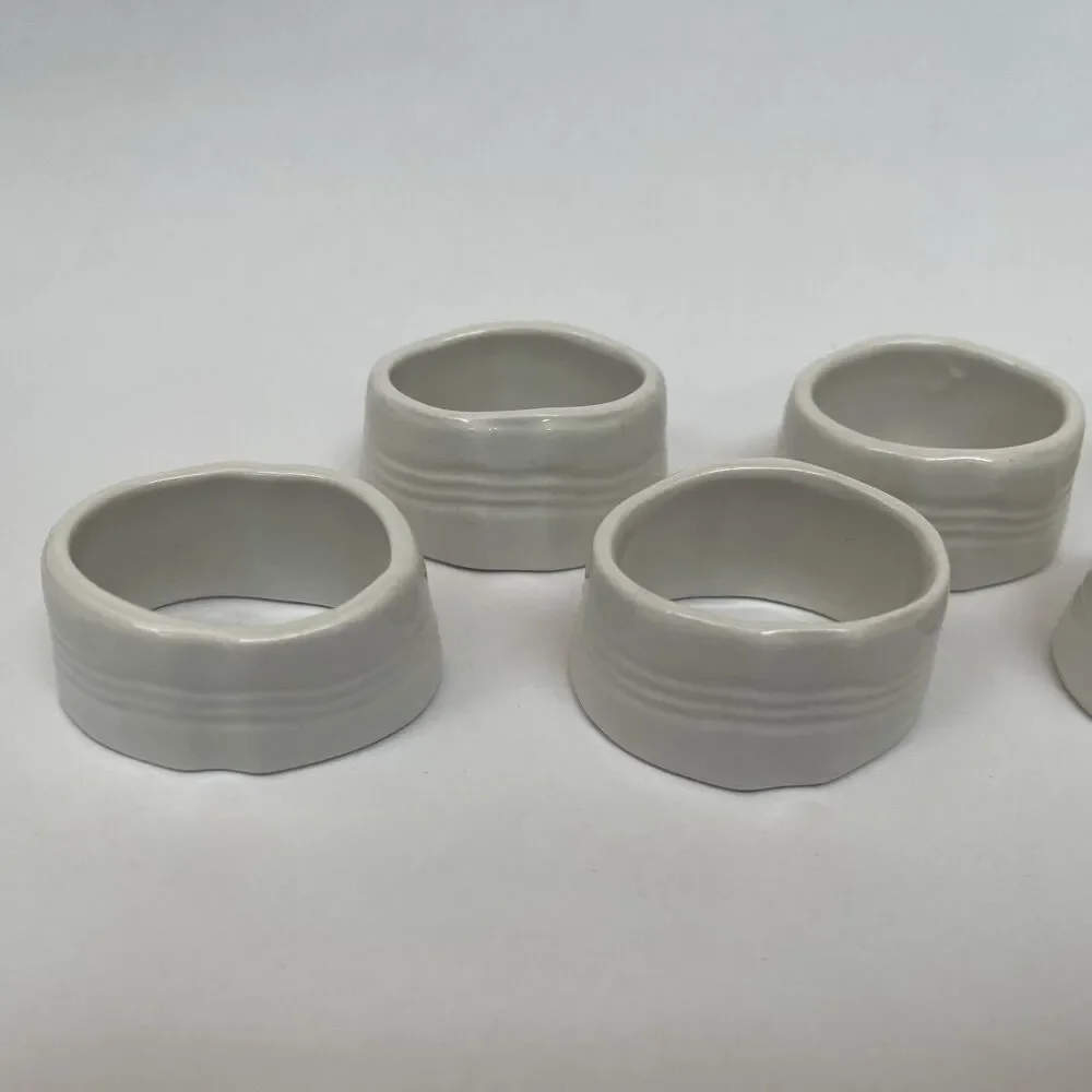 Napkin‎ Rings All White Lot of 6